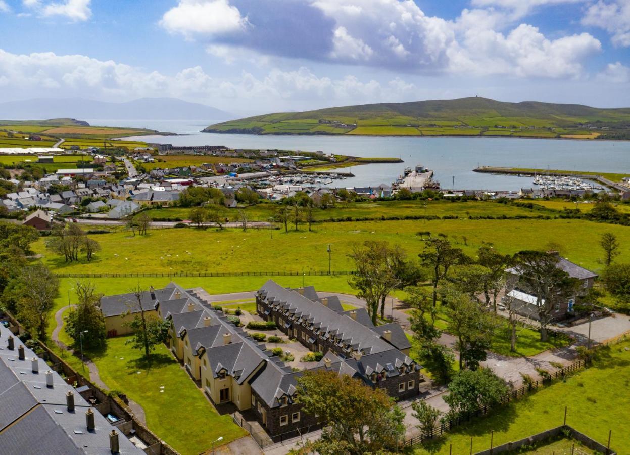 Dingle Courtyard Cottages 4 Bed By Trident Holiday Homes Exterior photo