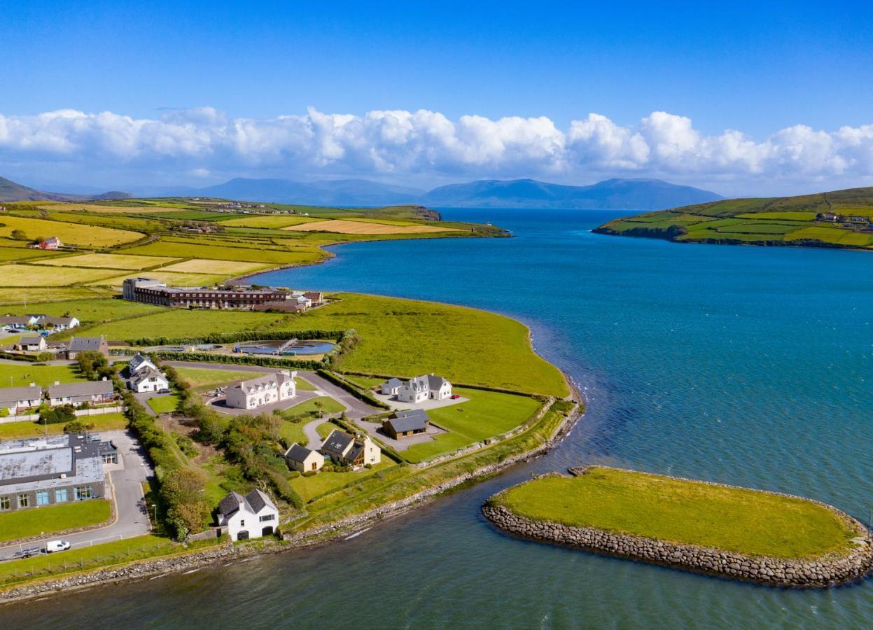 Dingle Courtyard Cottages 4 Bed By Trident Holiday Homes Exterior photo