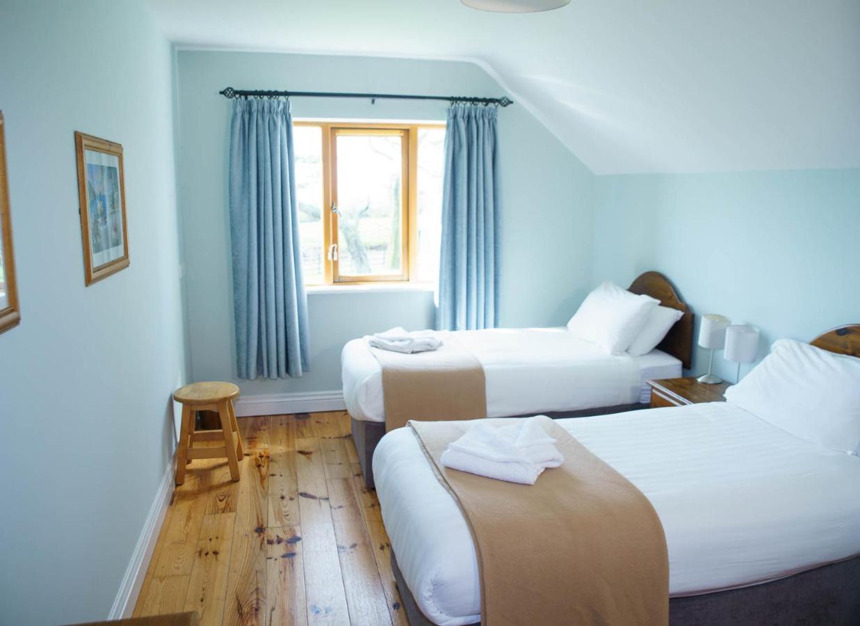 Dingle Courtyard Cottages 4 Bed By Trident Holiday Homes Exterior photo