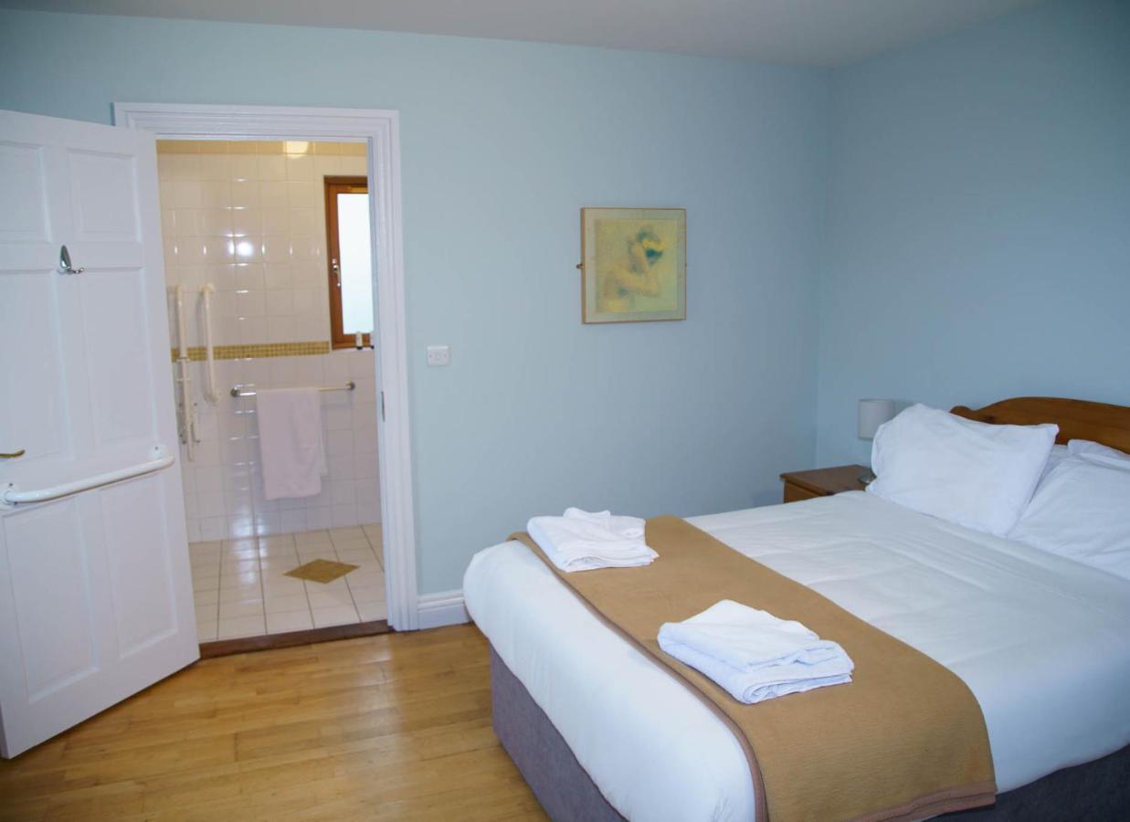 Dingle Courtyard Cottages 4 Bed By Trident Holiday Homes Exterior photo