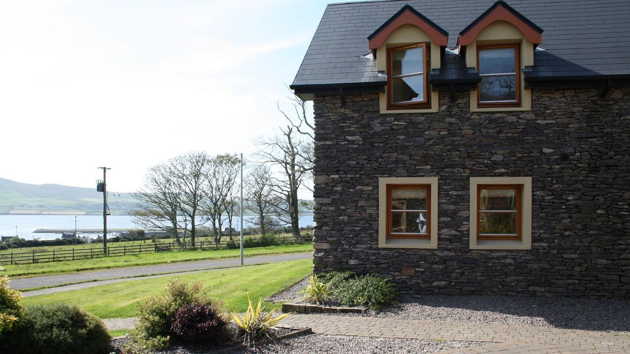Dingle Courtyard Cottages 4 Bed By Trident Holiday Homes Exterior photo
